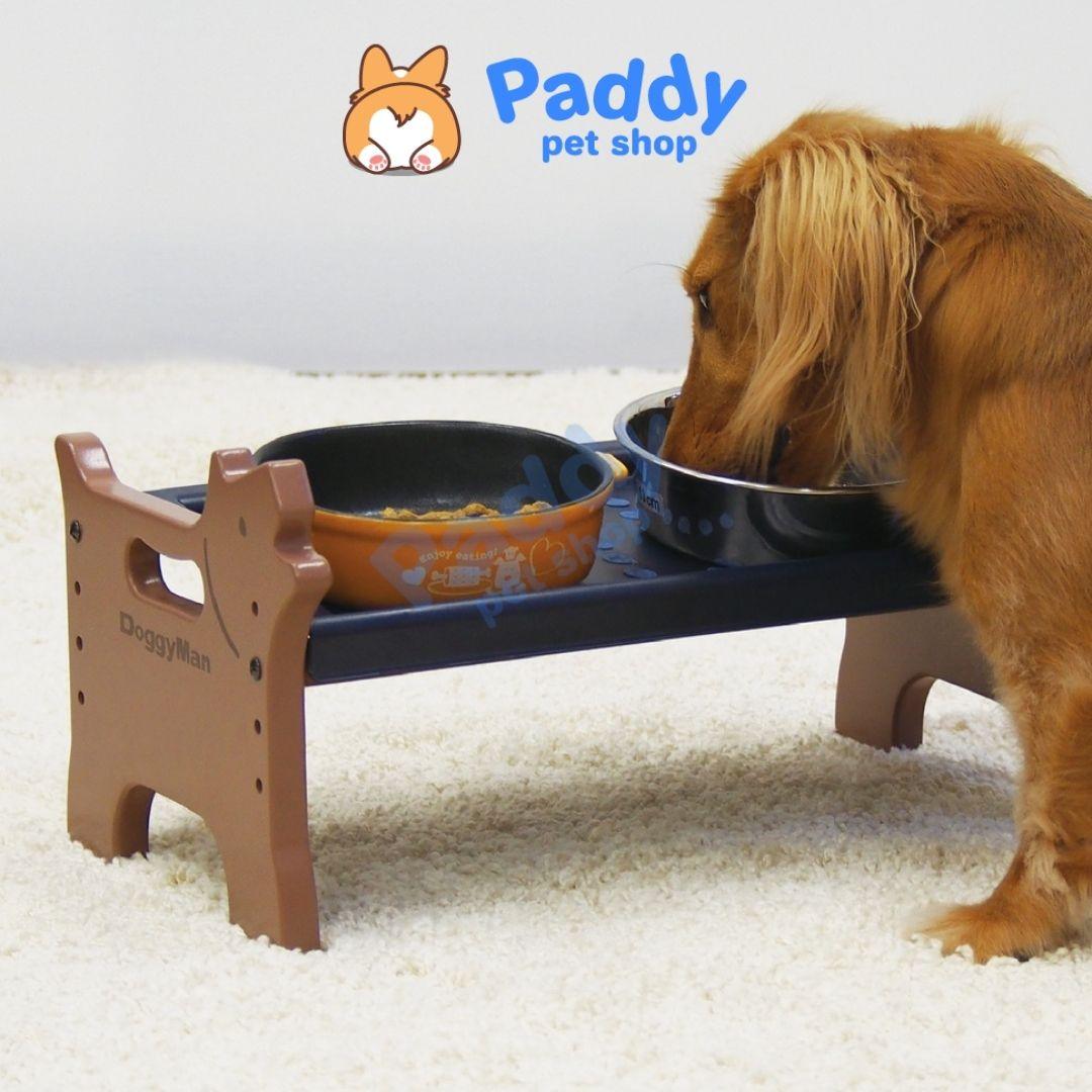 Bàn Ăn Chống Gù DoggyMan Bằng Nhựa Cho Chó - Paddy Pet Shop